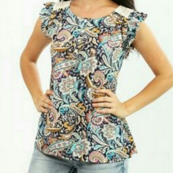 🔺️Adiktd Cream Lace & Multicolored Paisley Cap Sleeve Boho Top Large - Picture 1 of 9